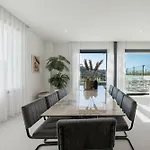 Villa Soul 17 En Santa Clara Golf, Un De Ensueno Marbella